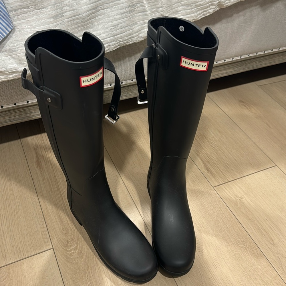 HUNTER TALL CLASSIC MATTE BOOTS 9